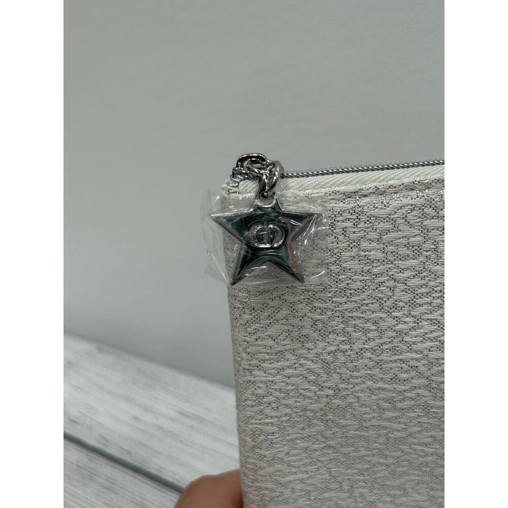 Dior Forever Glow Maximizer Silver Cosmetic Pouch Luxury Makeup Bag With Box - Picture 5 of 11